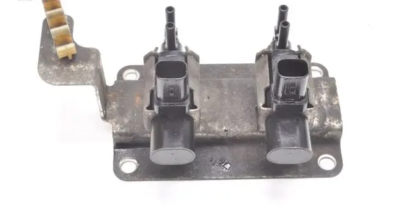Volvo C30 Valve vacuum 4M5G-9A500-NB