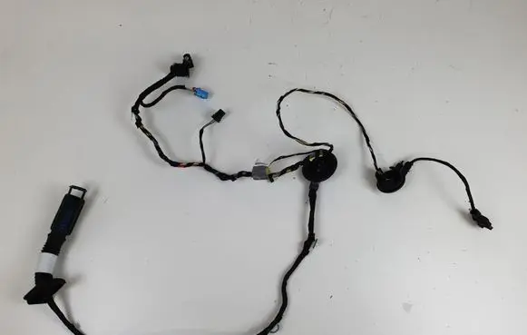 Audi A3 S3 8V Front door wiring loom 8V3971030