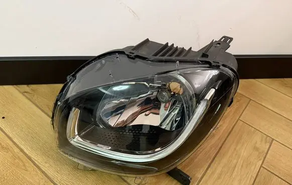 Smart ForTwo III C453 Headlight/headlamp A4539063501