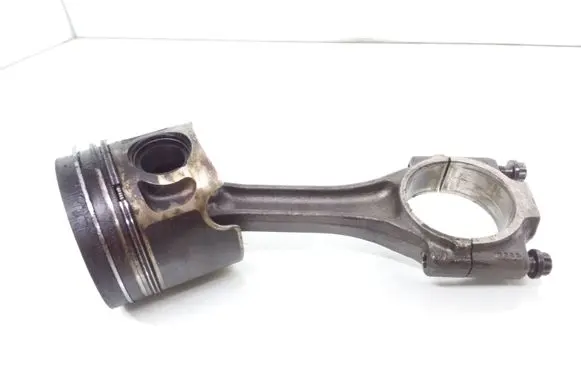 Volkswagen Touran I Piston with connecting rod