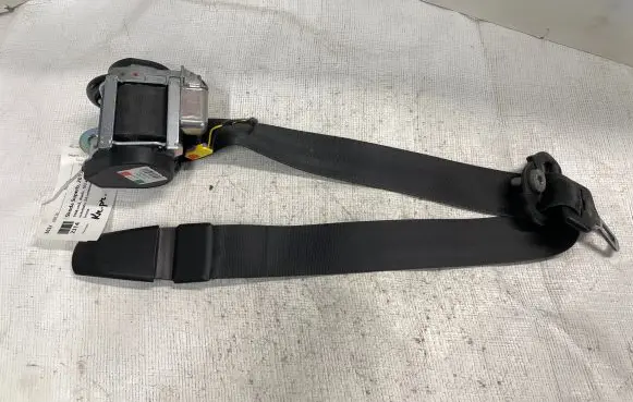 Skoda Superb B6 (3T) Front seatbelt 609868200 008L000