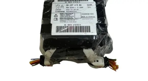 Peugeot 208 Airbag control unit/module 9823741380 2021012500 A3C08602400