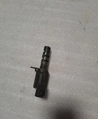 Toyota Corolla E120 E130 Camshaft vanos timing valve 00402311 1533022030