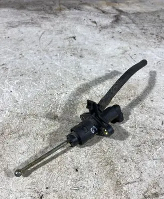Volkswagen Golf IV Clutch master cylinder 1j1721388c