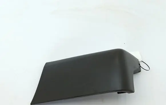 Rear bumper corner part panel trim
