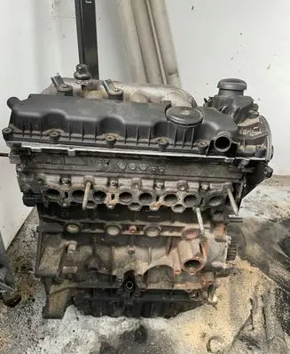 Peugeot 807 Engine 4HW10DZ33