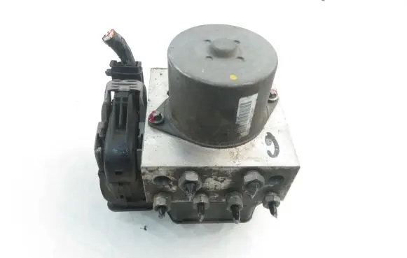 Ford Mondeo MK IV ABS Pump 7G912C405AB