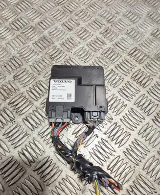 Volvo S90, V90 Tailgate/trunk control unit/module 32214767