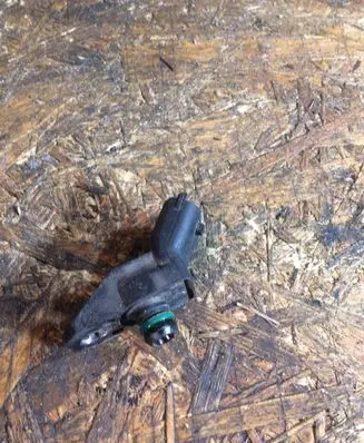 Volvo S40, V40 Air pressure sensor 9125462