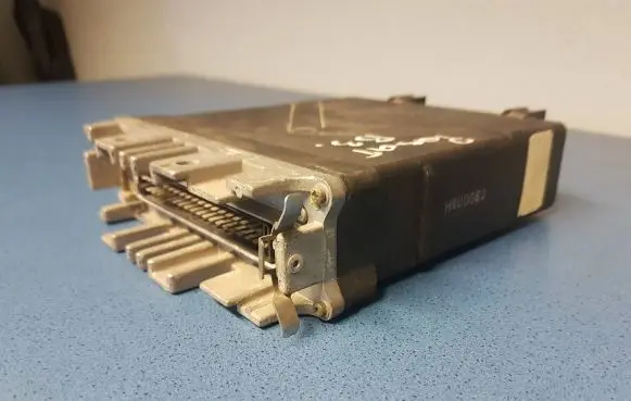 Volkswagen PASSAT B3 Engine control unit/module 03L906022DG