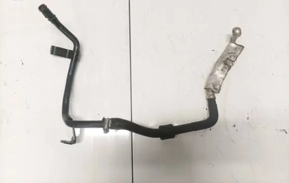 Audi A4 S4 B7 8E 8H Engine coolant pipe/hose 06d121085
