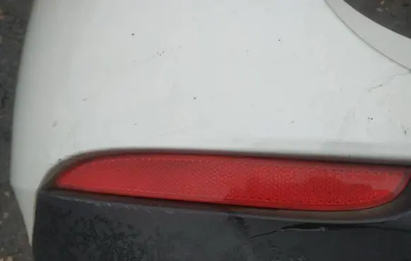 Rear tail light reflector
