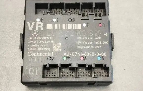 Mercedes-Benz CLS C218 X218 Door control unit/module A2129001829