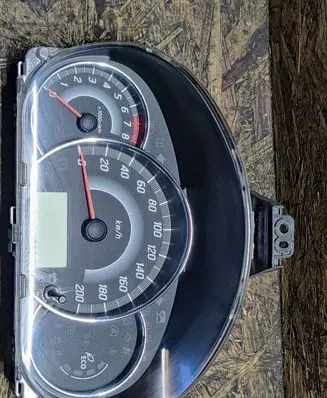 Mitsubishi Space Star Speedometer (instrument cluster) 8100C438 1575705802
