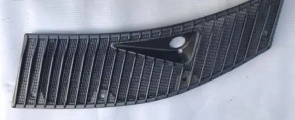 Mercedes-Benz 200 300 W123 Wiper trim 1238360165