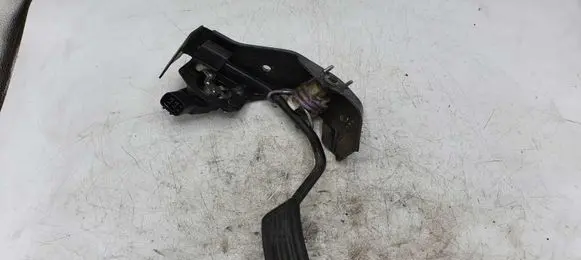 Toyota Corolla Verso E121 Accelerator throttle pedal NOCODE