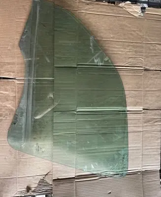 Citroen Xsara Picasso Front door window glass four-door