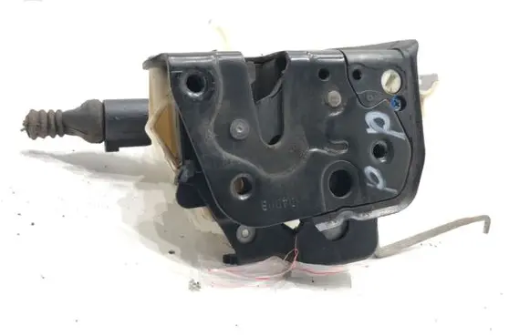 Audi A3 S3 8P Front door lock 4F1837016