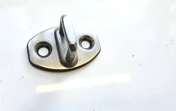 Audi A7 S7 4G Front door lock loop/hook striker 4h0837033