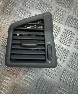 Volvo V70 Dashboard side air vent grill/cover trim 3409373 1264