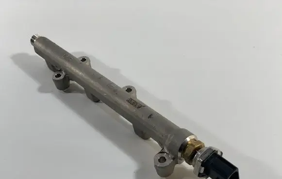 Skoda Fabia Mk3 (NJ) Fuel main line pipe 04C130320G 04C906054C