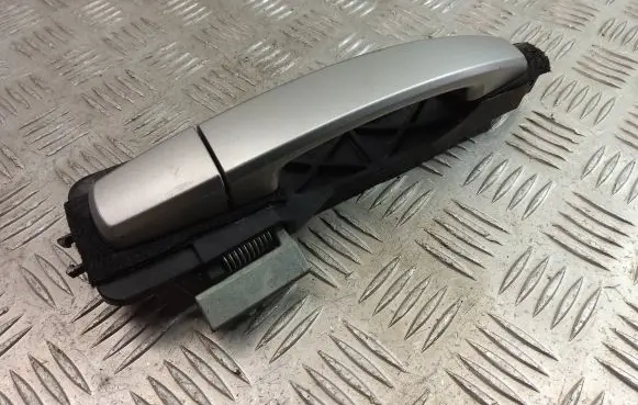 Chevrolet Captiva Rear door exterior handle