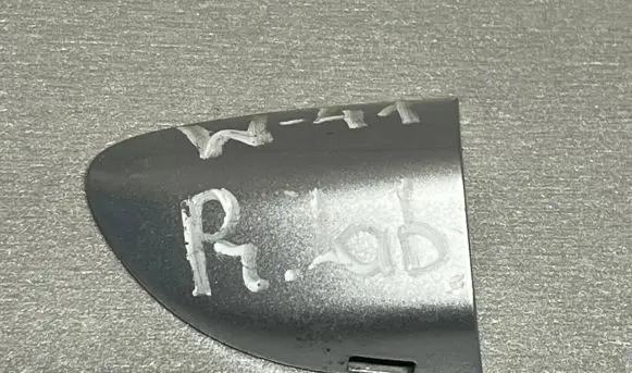 Volkswagen PASSAT B7 Front door handle cover 3C0837880
