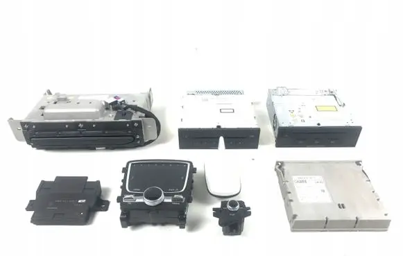 Audi Q7 4M GPS navigation control unit/module 4M0035035