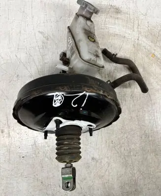 Hyundai i20 (PB PBT) Brake booster 585803B000 585101J100