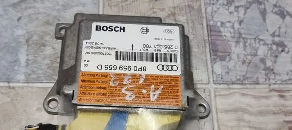 Audi A3 S3 8P Airbag control unit/module 8P0959655D 0285001700