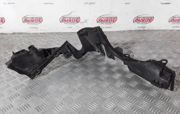 Land Rover Range Rover L322 Other engine bay part AH4218D667