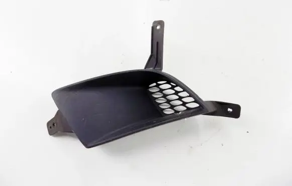 Hyundai i30 Front bumper lower grill