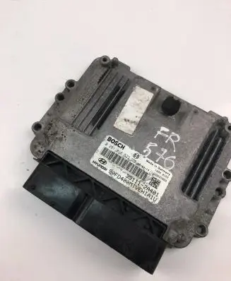 Hyundai i30 Engine control unit/module 391112A401