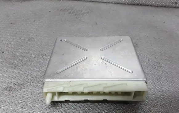 Volvo V70 Gearbox control unit/module P09480761