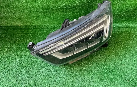 Opel Mokka X Headlight/headlamp