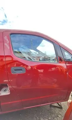 Nissan NV200 Front door