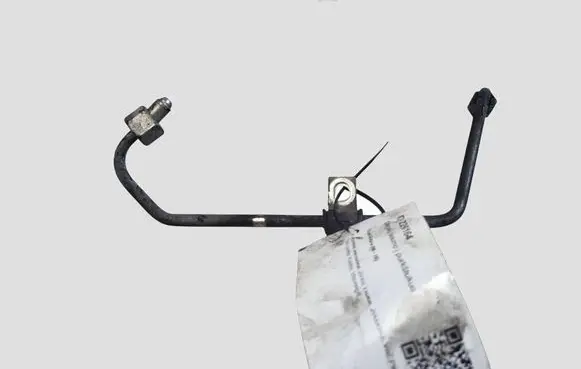 Opel Antara Fuel injector supply line/pipe