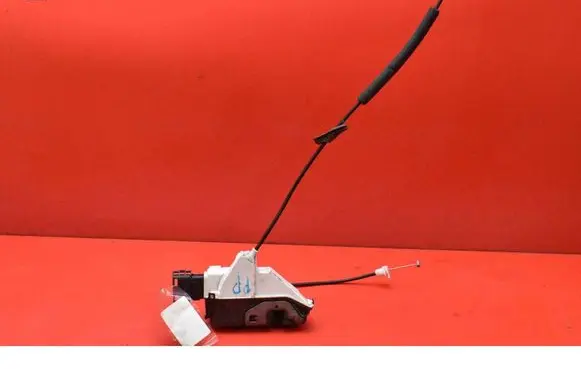 Citroen C3 Front door lock