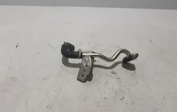 Coolant pipe/hose
