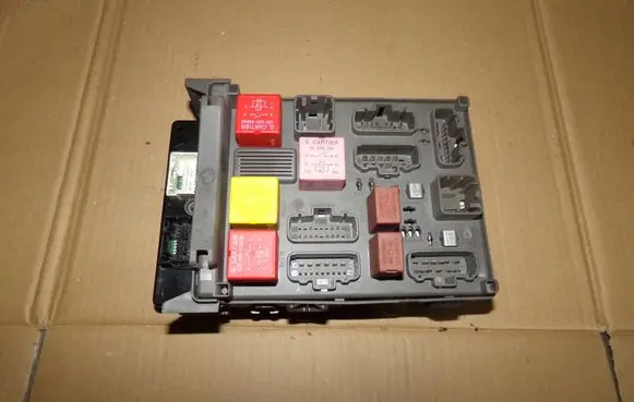 Renault Espace - Grand espace IV Comfort/convenience module 8200315964