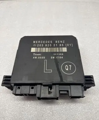 Mercedes-Benz C W203 Door control unit/module 2038202185