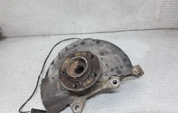 Volvo XC90 Front wheel hub spindle knuckle