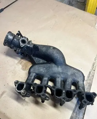 Volkswagen Transporter - Caravelle T5 Intake manifold 070129713F