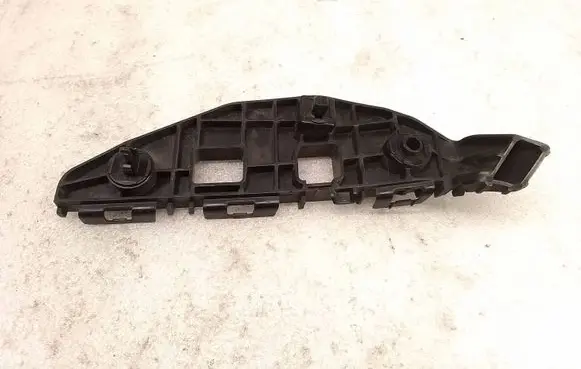 Lexus RX 330 - 350 - 400H Front bumper mounting bracket 525350E022