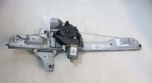 Peugeot 208 Front window lifting mechanism without motor