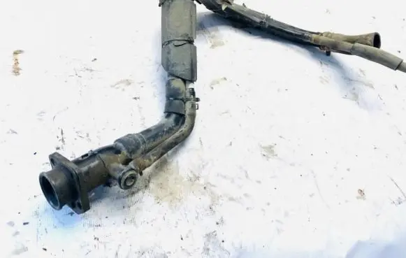 Hyundai i30 Fuel tank filler neck pipe 31030a6xxx 31030-a6xxx