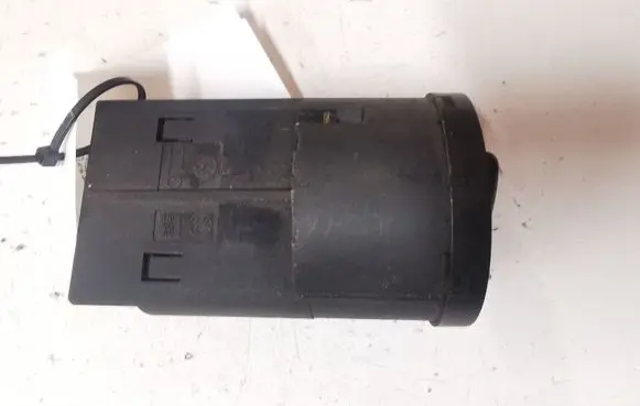 Volkswagen PASSAT B5 Light switch