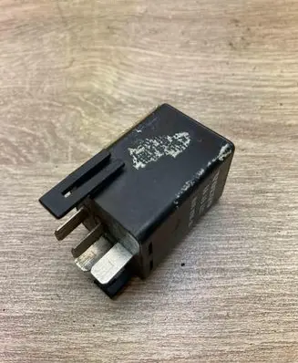 Volvo S40, V40 Other relay 6849421 05070500