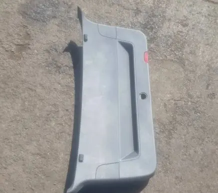 Volkswagen Golf Plus Tailgate trim 5M0867601