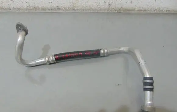 Renault Captur Air conditioning (A/C) pipe/hose 924803929r